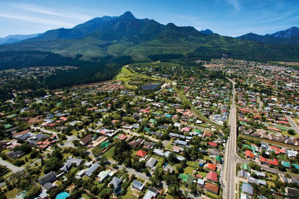 ENVIRONMENTAL STAKEHOLDERS MEET TO DISCUSS ENVIRONMENTAL ISSUES IN GEORGE
