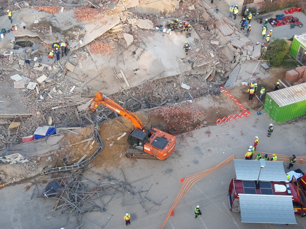 MEDIA STATEMENT: 6am Status Update - Building Collapse, Victoria Street – George