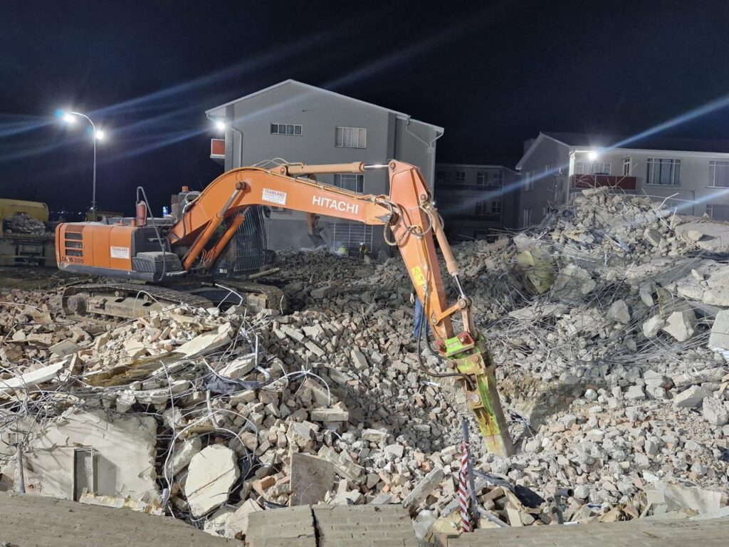 MEDIA STATEMENT: 9am Status Update - Building Collapse, Victoria Street – George