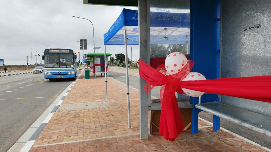 Improving commuter connectivity and digital services in George